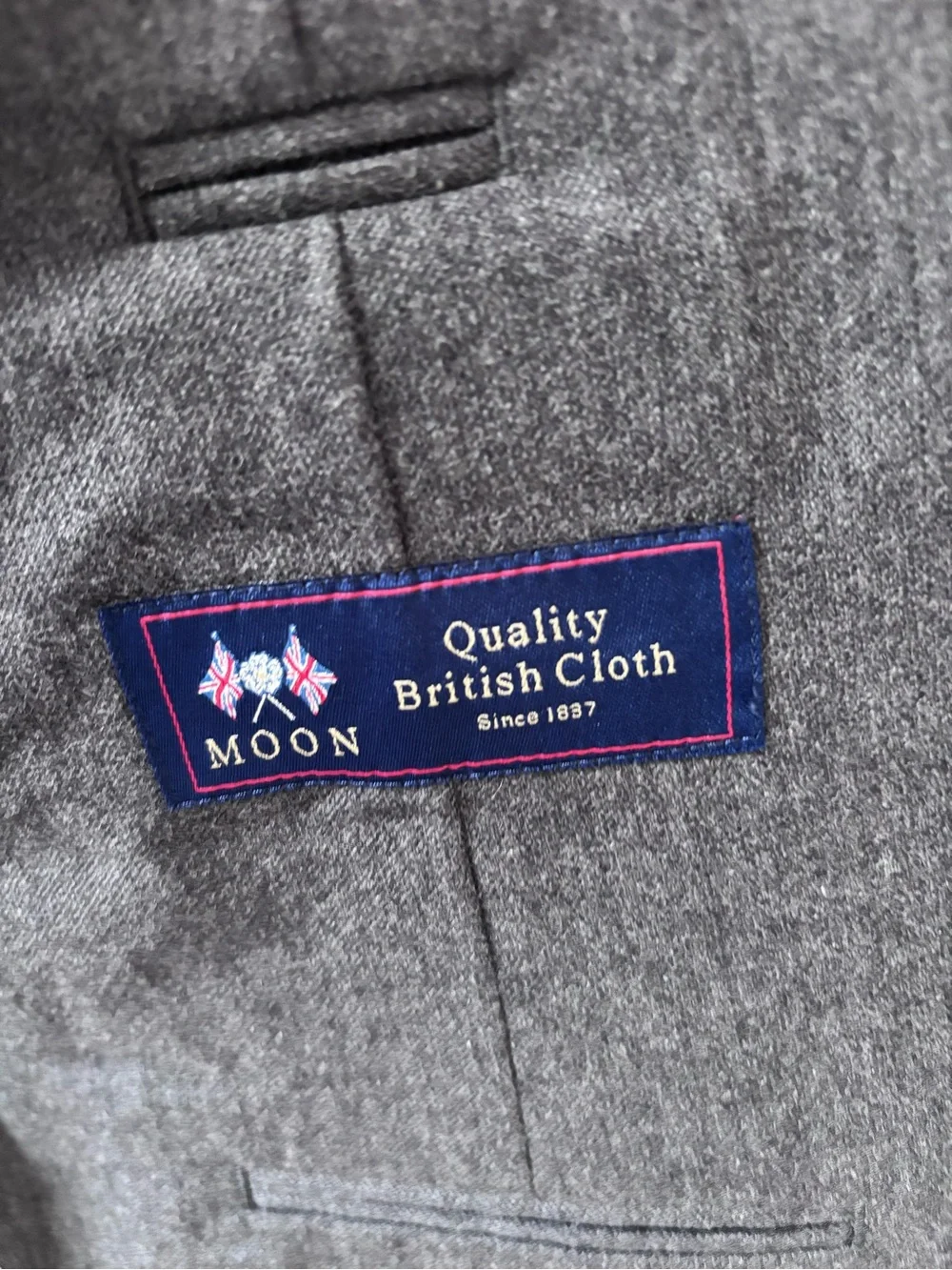 J Crew Ludlow Men's Charcoal Gray Suit - Classic Single-Breasted Suit